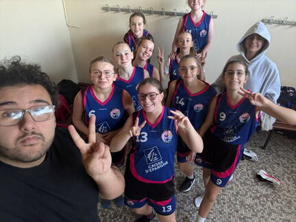 2025-11-22 BBC U15F2 Paray Selfie