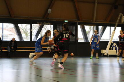 2026-01-11 BBC U18F ChalonBC 0017