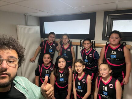 2026-01-31 BBC U11F Bourbon Selfie