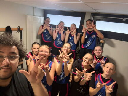 2026-02-21 BBC U15F2 Tournus Selfie