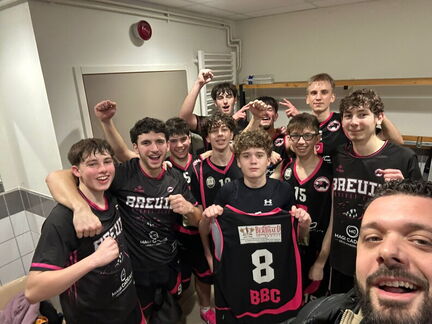 2026-03-01 BBC U18M1 StLoup Selfie