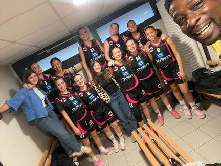 2026-03-07 BBC U18F LaChapelle Selfie