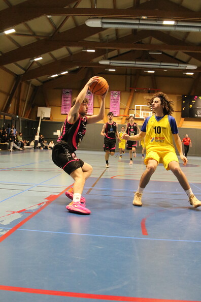 2026-03-07_BBC_U18M1_Gueugnon_0013.jpg
