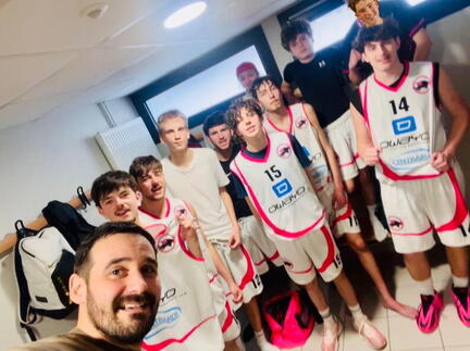 2026-03-15 BBC U18M1 StVallier Selfie