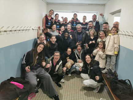 2026-03-22 BBC U18F ChalonBC Selfie