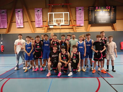 2026-04-25 BBC U18M1 ChalonBC Selfie3